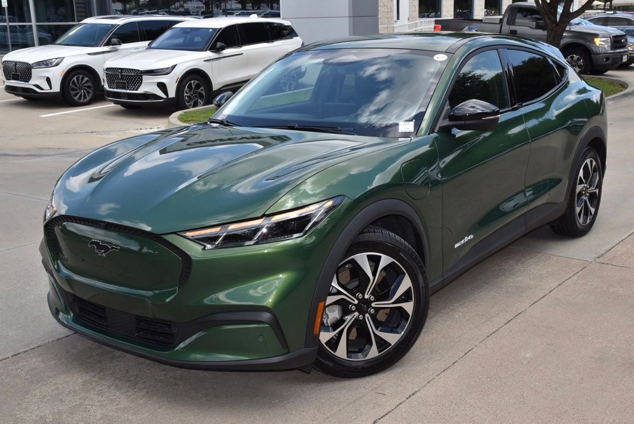 Certified 2025 Ford Mustang Mach-E Select AWD/4WD image 38