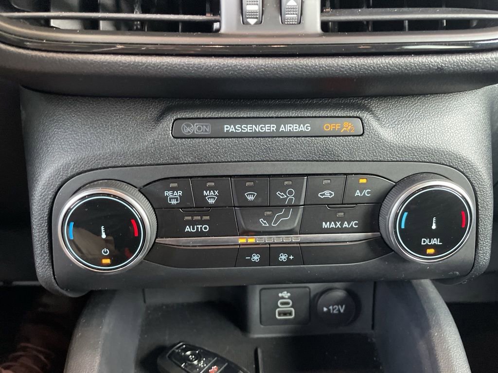 Certified 2025 Ford Escape ST-Line AWD/4WD image 22