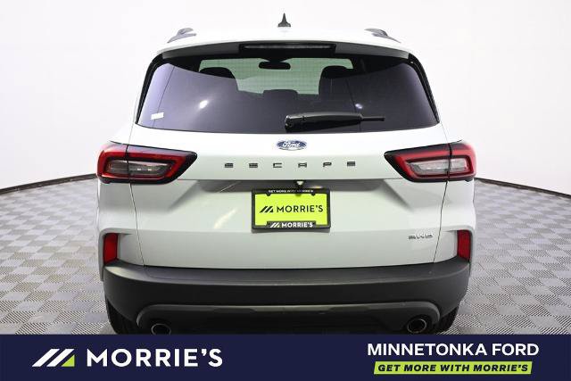 Certified 2025 Ford Escape ST-Line AWD/4WD image 5