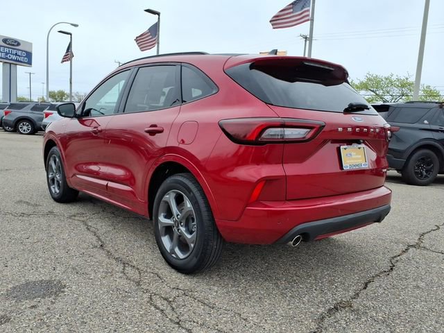 Certified 2024 Ford Escape ST-Line w/ Tech Pack #1 AWD/4WD image 7