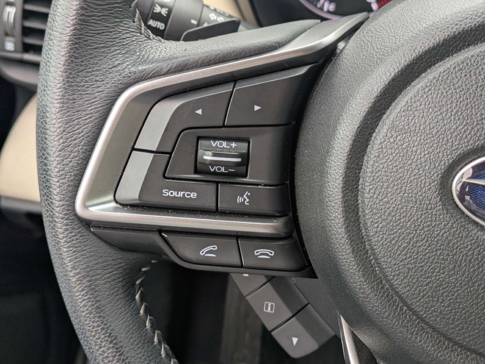Used 2020 Subaru Legacy Premium AWD/4WD image 26