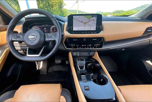 Used 2023 Nissan Rogue Platinum FWD image 15
