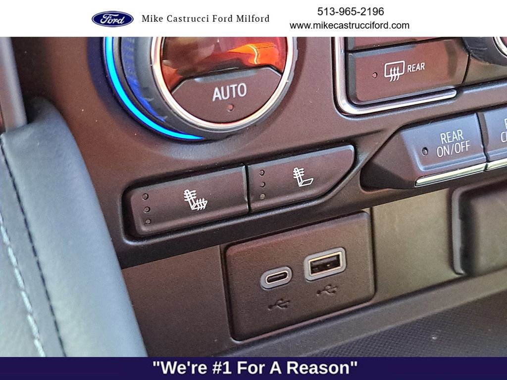 Used 2024 Chevrolet Tahoe Z71 w/ Luxury Package image 16