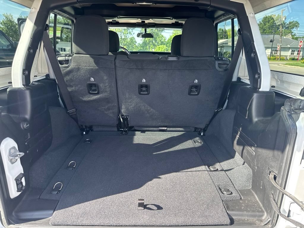 Used 2022 Jeep Wrangler Unlimited Sport AWD/4WD image 44