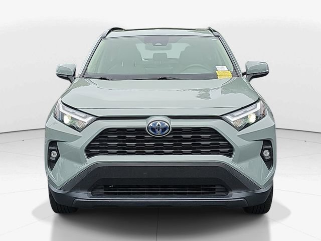 Used 2023 Toyota RAV4 XLE Premium AWD/4WD image 8