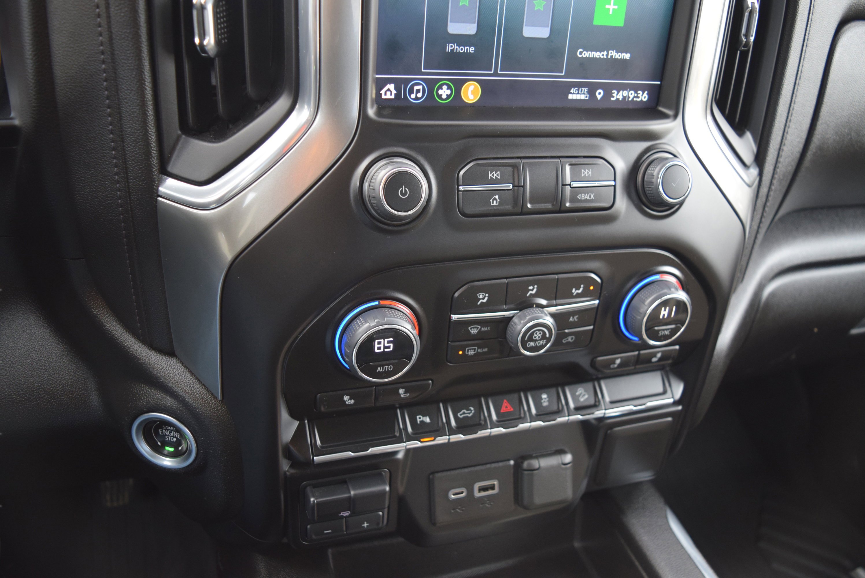 Used 2023 Chevrolet Silverado 2500 LT w/ Convenience Package image 18