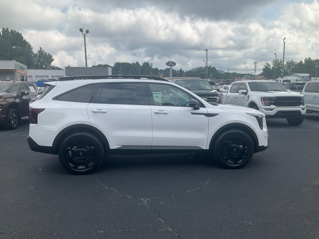 Used 2024 Kia Sorento X-Line EX AWD/4WD image 4