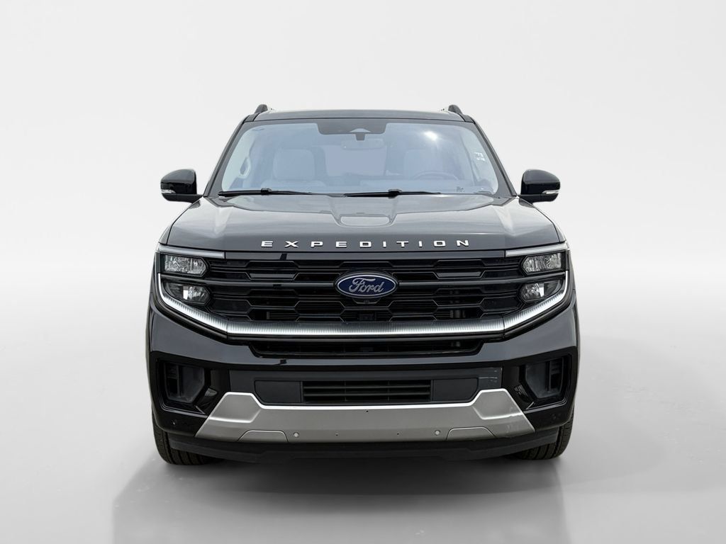 Certified 2025 Ford Expedition Max Platinum w/ Driver's Package AWD/4WD image 11