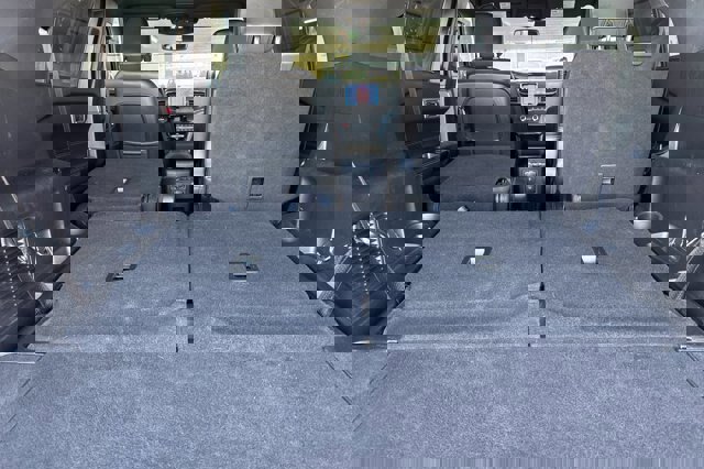 Certified 2020 Ford Explorer Limited w/ Hybrid Equipment Group 310A image 17