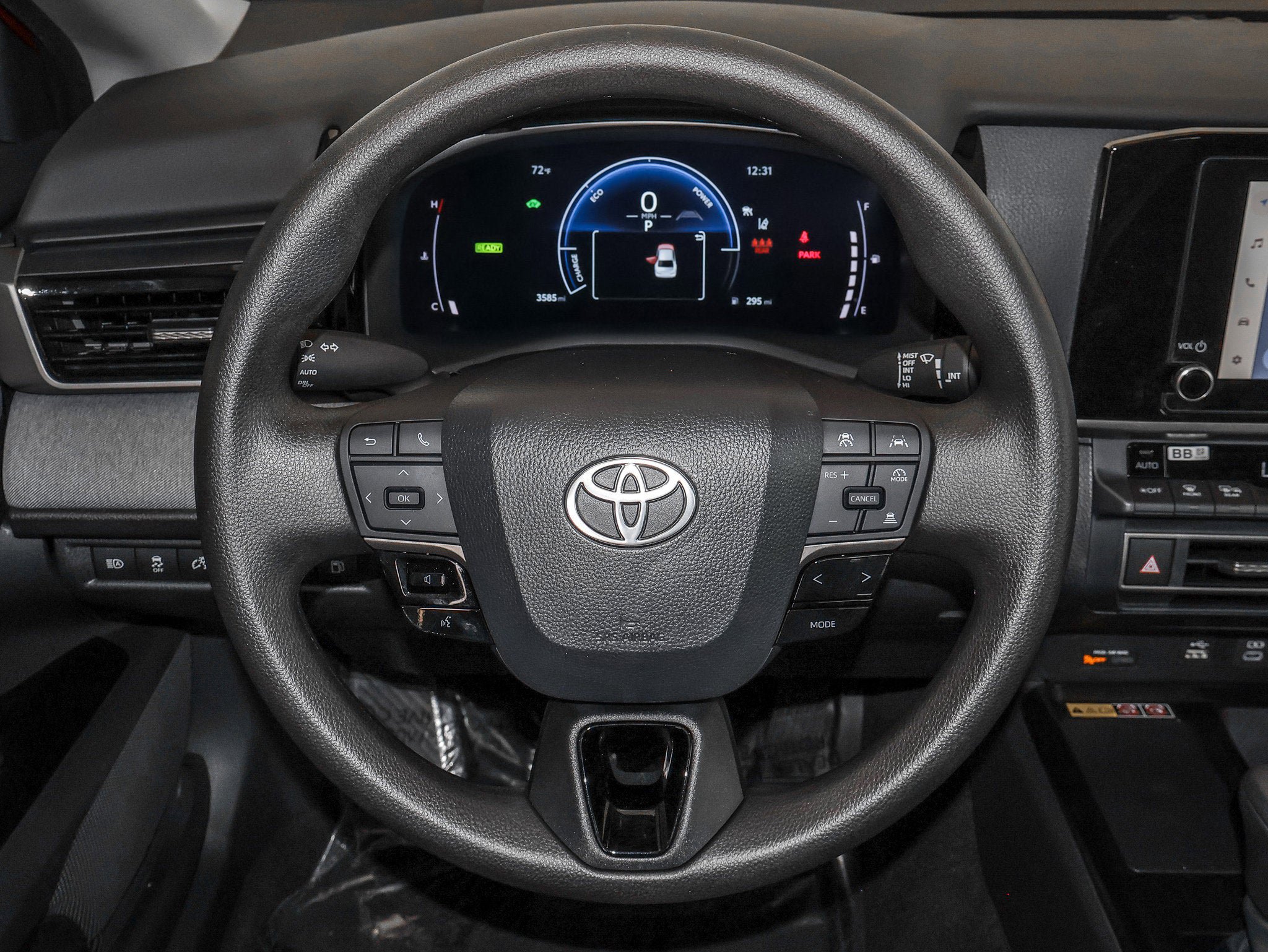 Used 2025 Toyota Camry LE FWD image 26
