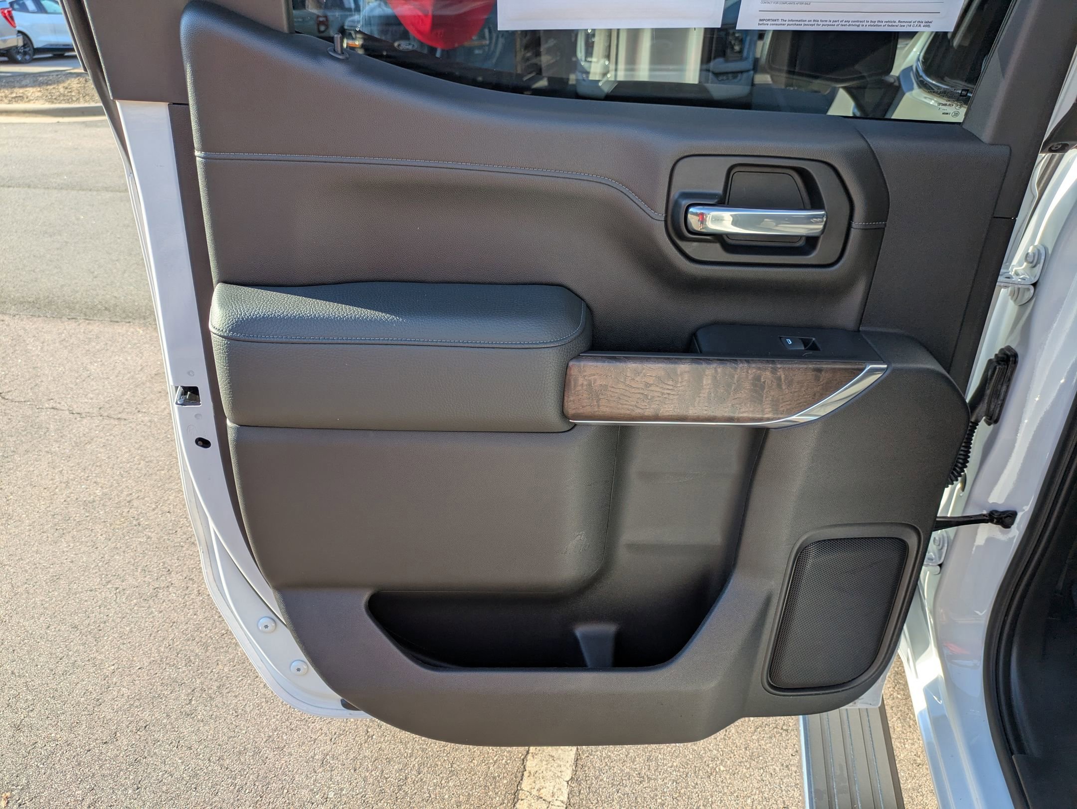 Used 2021 GMC Sierra 1500 Denali w/ Denali Ultimate Package image 32