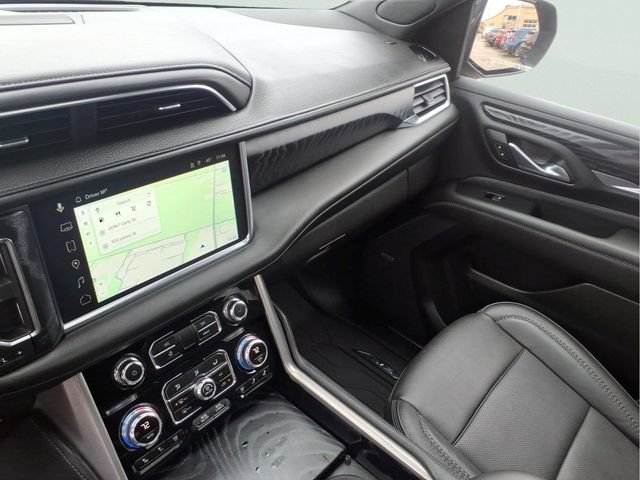 Used 2023 GMC Yukon Denali w/ LPO, Floor Liner Package AWD/4WD image 23