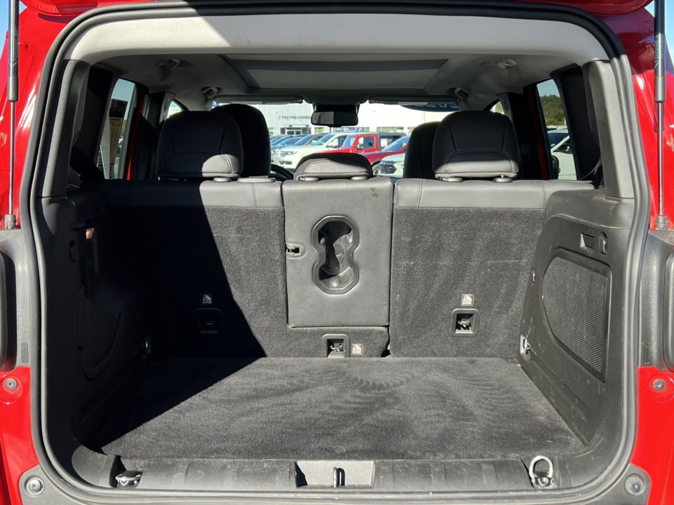 Used 2022 Jeep Renegade Limited w/ Sun, Sound & Wheels Group image 38