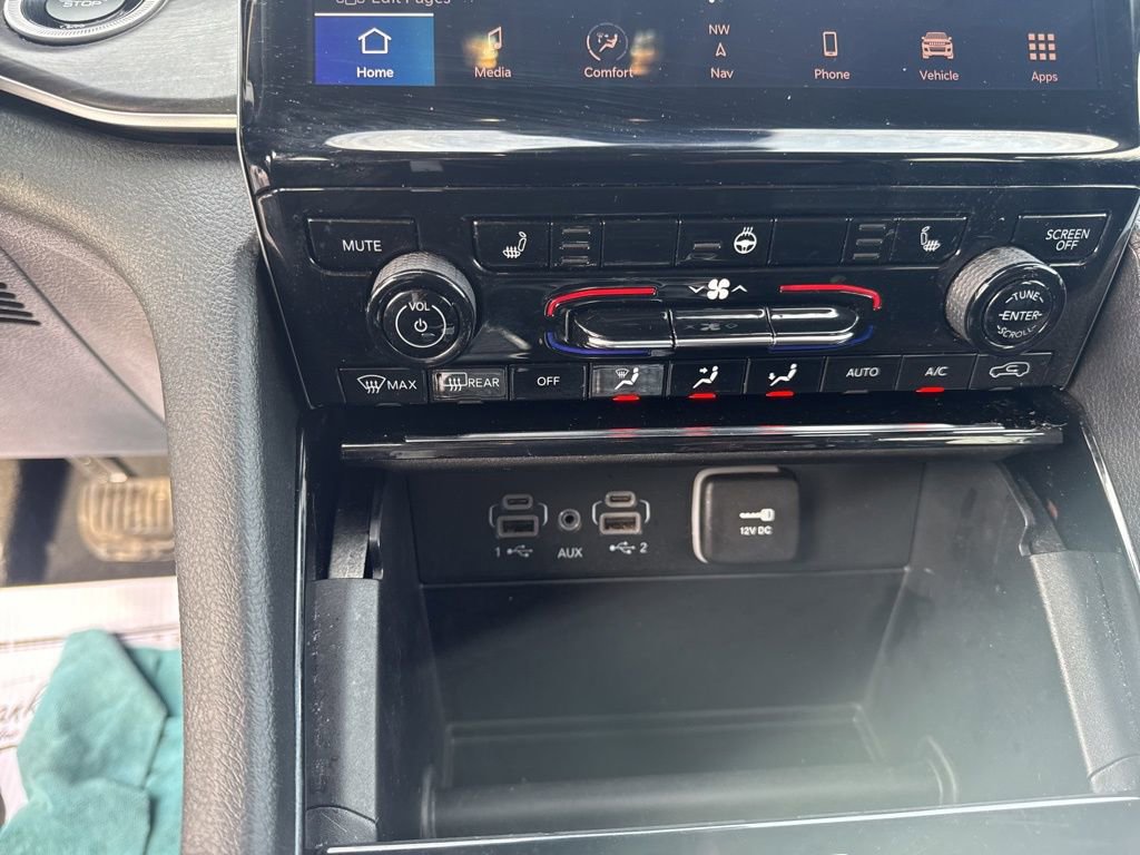 Used 2023 Jeep Grand Cherokee Limited image 5