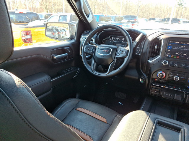 Used 2022 GMC Sierra 1500 AT4 w/ AT4 Premium Package image 13