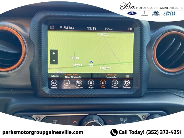 Used 2022 Jeep Gladiator Mojave image 18
