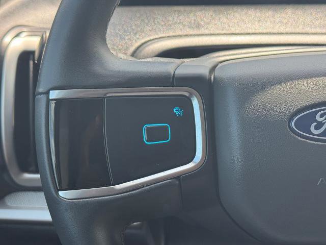 Certified 2025 Ford Expedition Active image 21