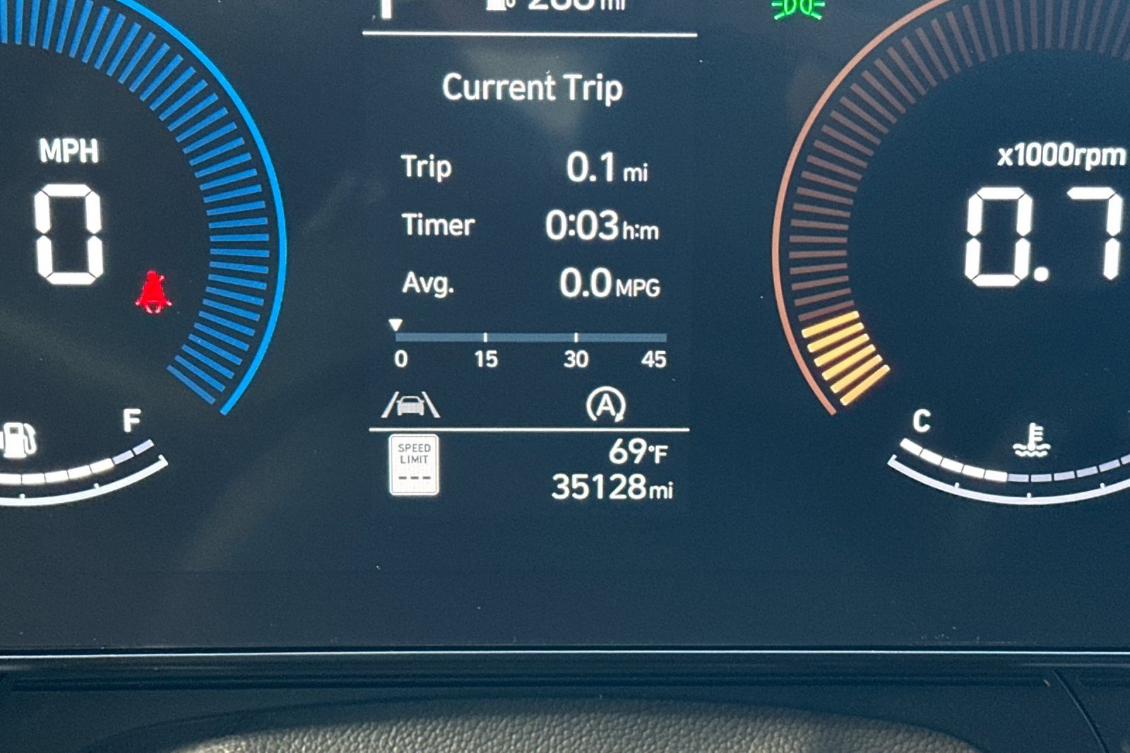 Used 2024 Hyundai Kona SE image 24