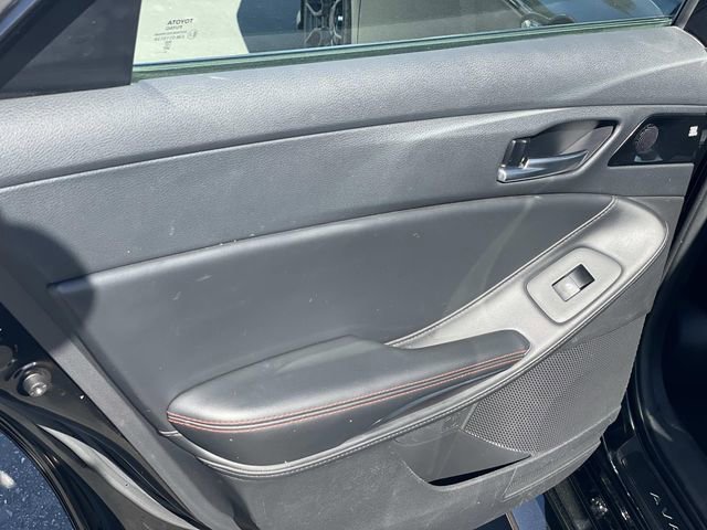 Used 2021 Toyota Avalon TRD image 32