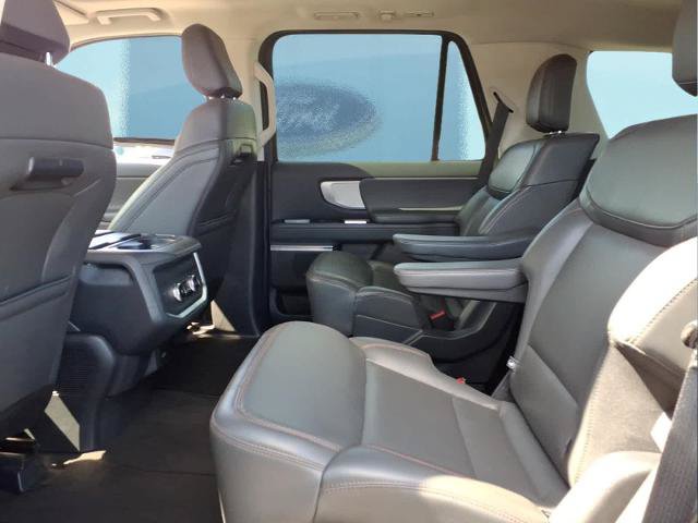 Certified 2025 Ford Expedition Active AWD/4WD image 25