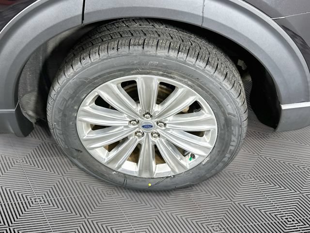 Certified 2023 Ford Explorer Limited w/ Limited Technology Package AWD/4WD image 39