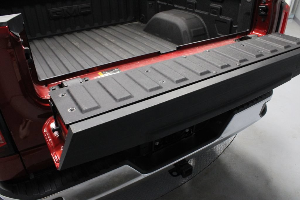 Used 2023 GMC Sierra 1500 SLT w/ SLT Convenience Package RWD image 22