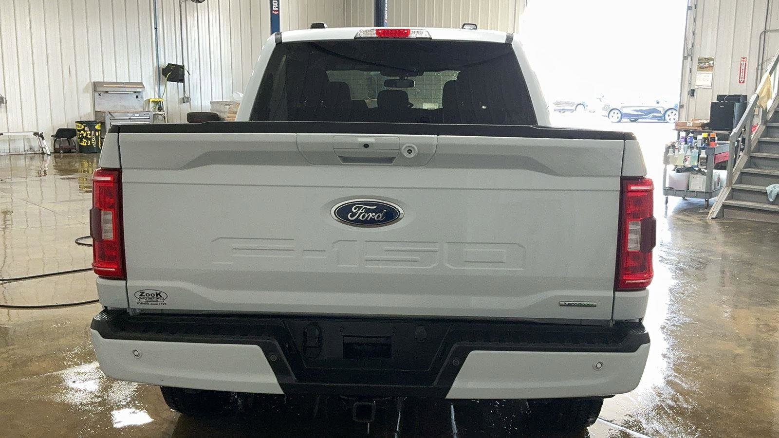 Certified 2022 Ford F150 XLT w/ Equipment Group 302A High image 6