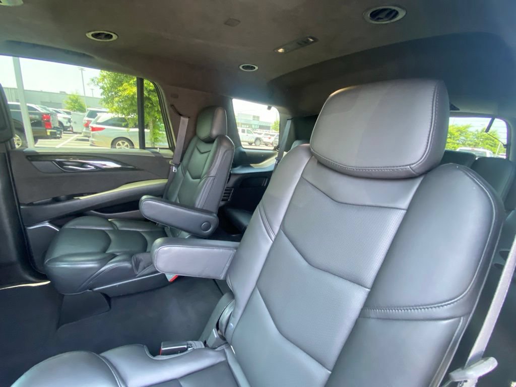 Used 2019 Cadillac Escalade Platinum AWD/4WD image 23