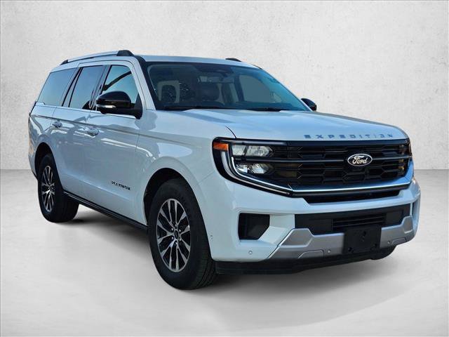 Certified 2025 Ford Expedition Platinum AWD/4WD image 3