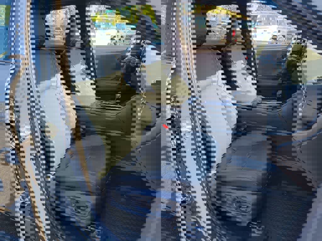 Used 2026 Toyota Crown AWD/4WD image 16