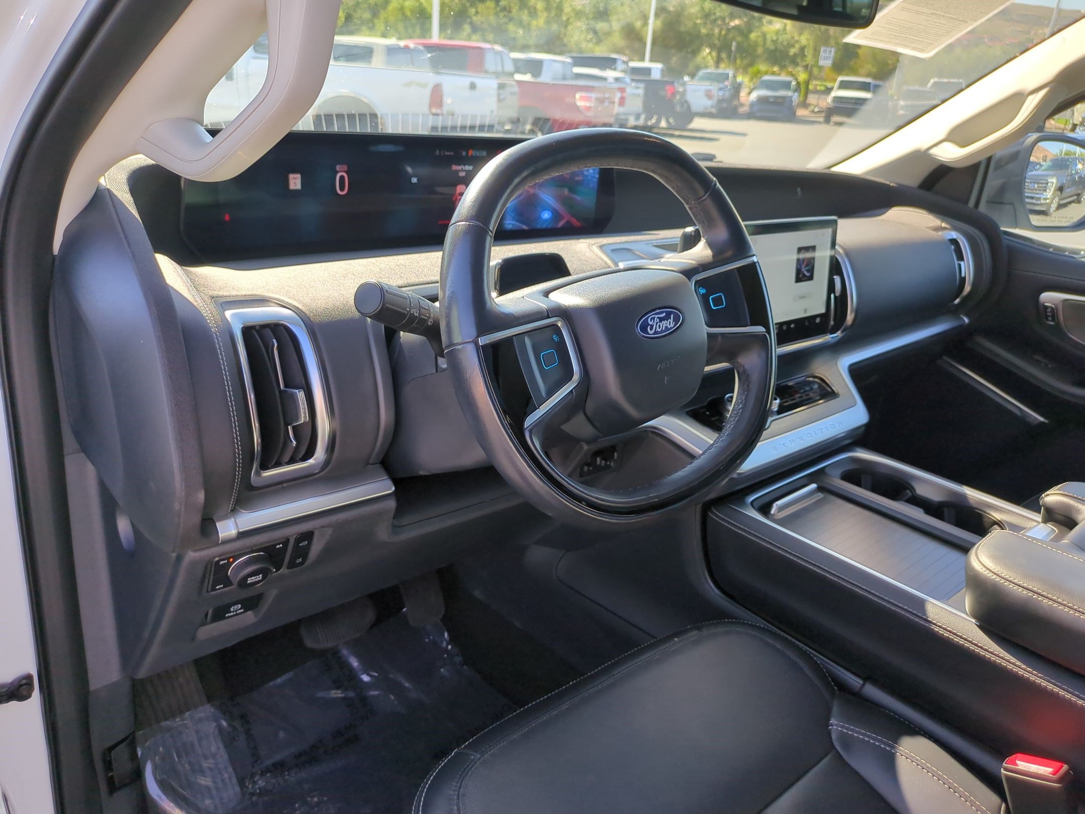 Certified 2025 Ford Expedition Max Platinum AWD/4WD image 16