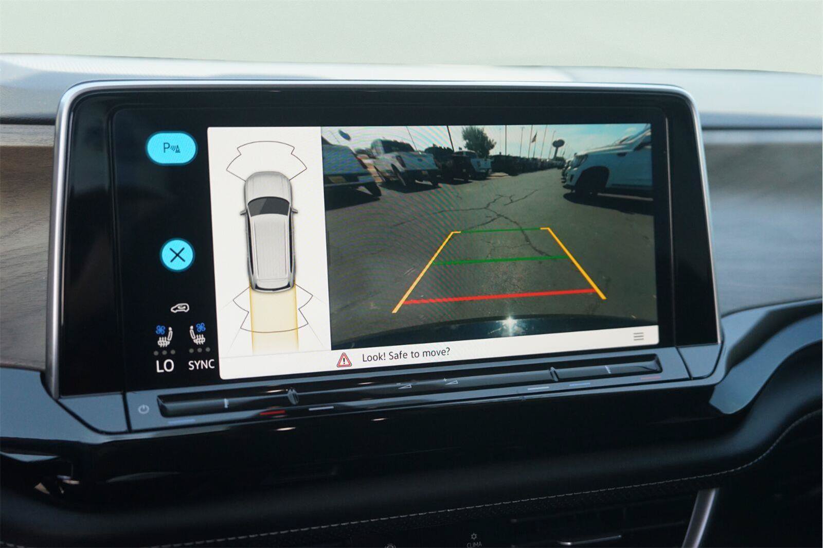 Used 2024 Volkswagen Atlas SE FWD image 27