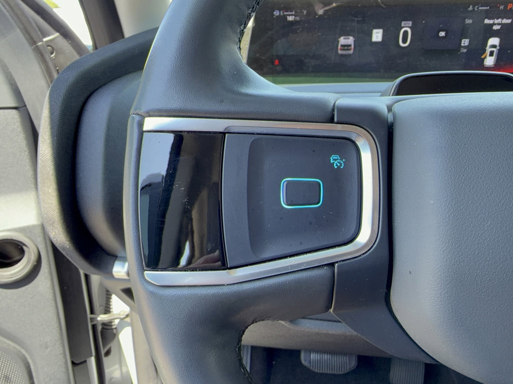 Certified 2025 Ford Expedition Active image 34