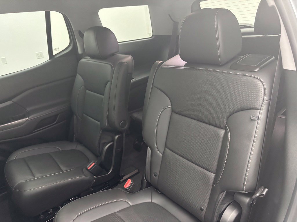 Used 2023 GMC Acadia SLT AWD/4WD image 38