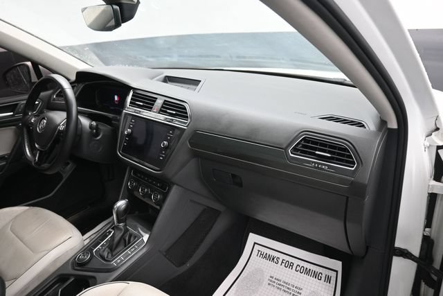 Used 2019 Volkswagen Tiguan SEL Premium AWD/4WD image 10