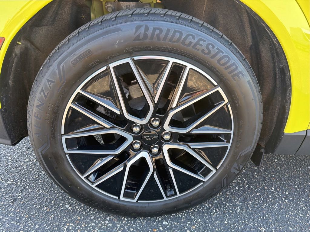 Certified 2025 Ford Mustang Mach-E Premium AWD/4WD image 11