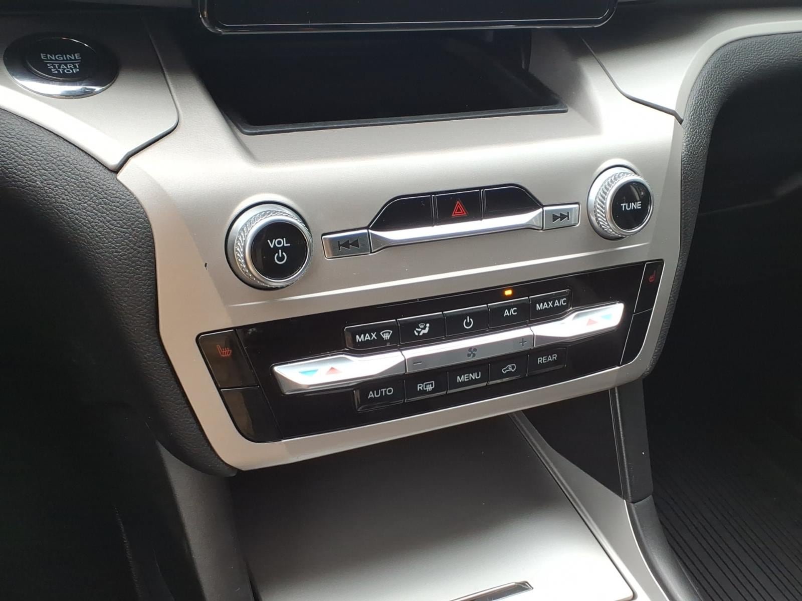 Certified 2023 Ford Explorer XLT AWD/4WD image 20