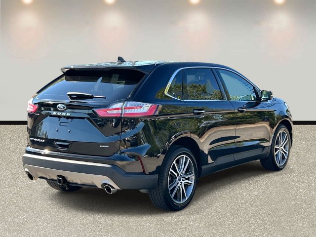 Certified 2022 Ford Edge Titanium w/ Class II Trailer Tow Package AWD/4WD image 5