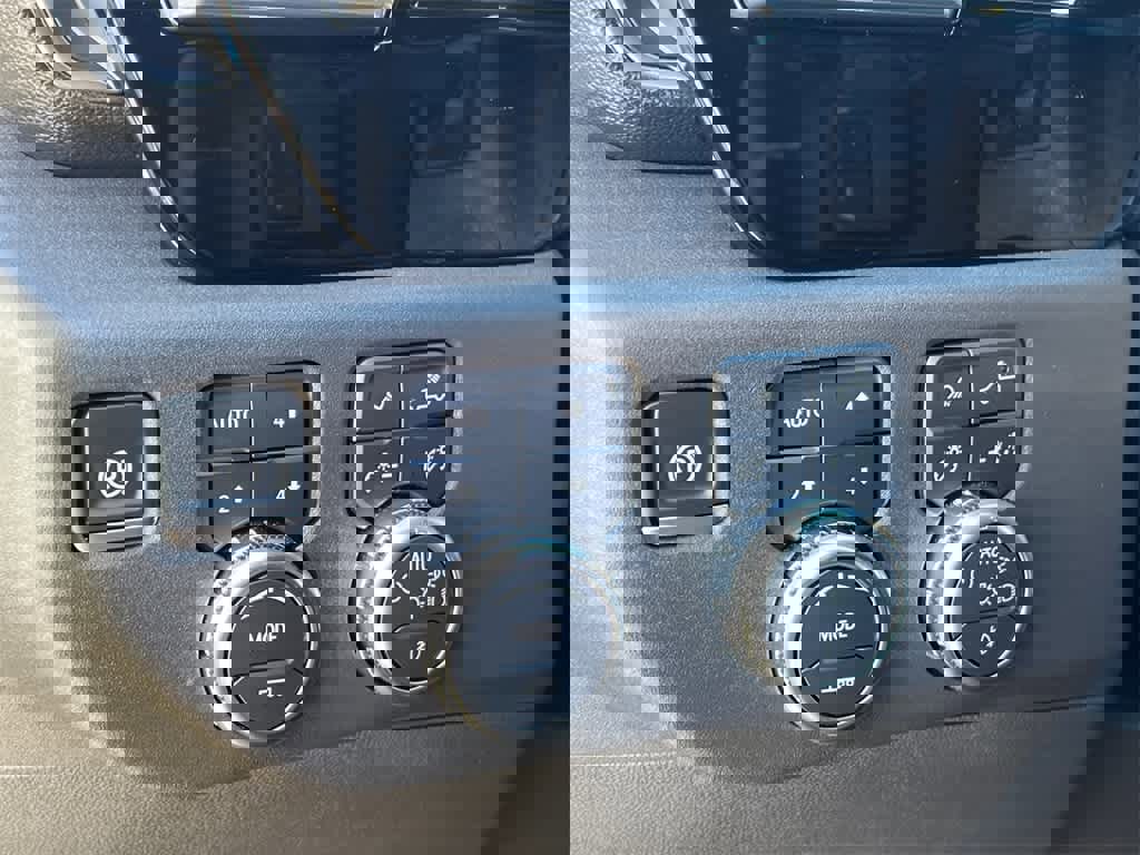 Used 2024 GMC Sierra 1500 SLT w/ SLT Premium Plus Package image 25