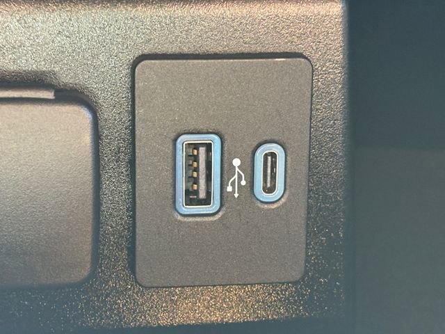 Certified 2021 Ford Explorer XLT image 12