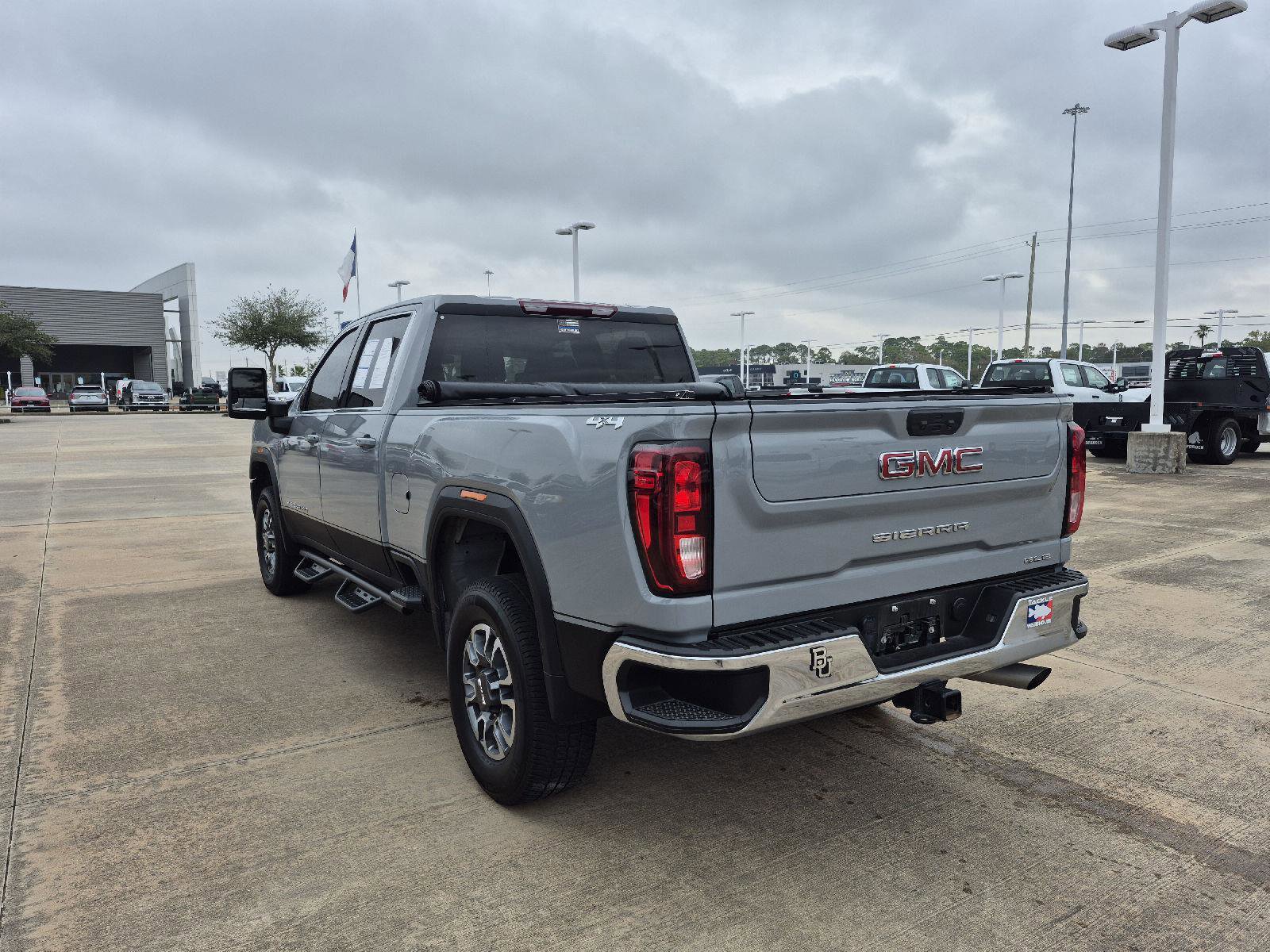 Used 2024 GMC Sierra 2500 SLE w/ SLE Value Package; image 2
