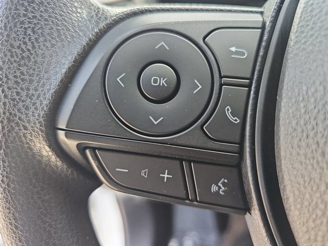 Used 2025 Toyota RAV4 LE AWD/4WD image 17