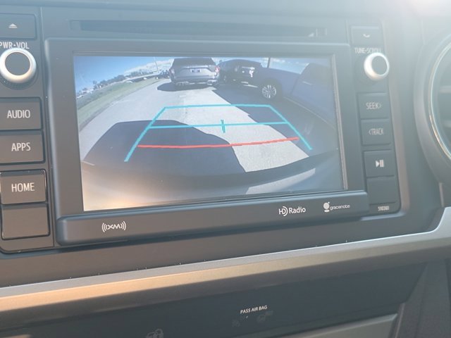 Used 2019 Toyota Tacoma Limited image 31