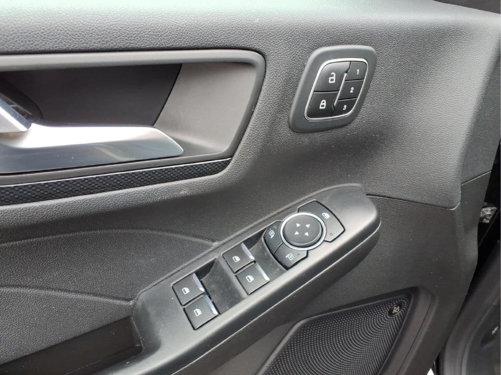 Certified 2023 Ford Escape ST-Line Elite w/ Premium Technology Package AWD/4WD image 15