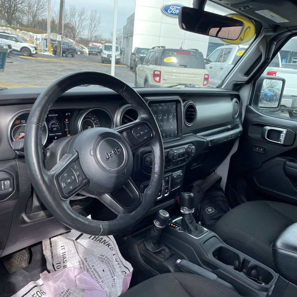 Used 2023 Jeep Wrangler Sport S image 25