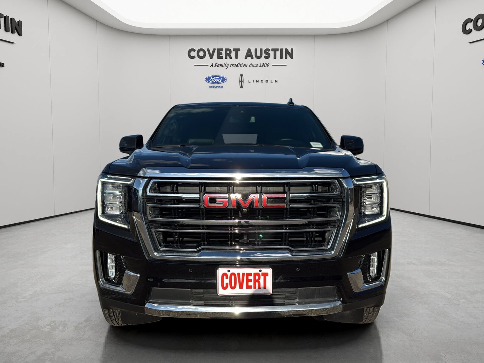 Used 2024 GMC Yukon SLT w/ SLT Luxury Package RWD image 8