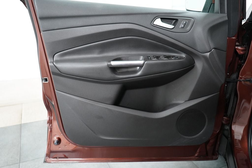 Certified 2018 Ford Escape SEL FWD image 28