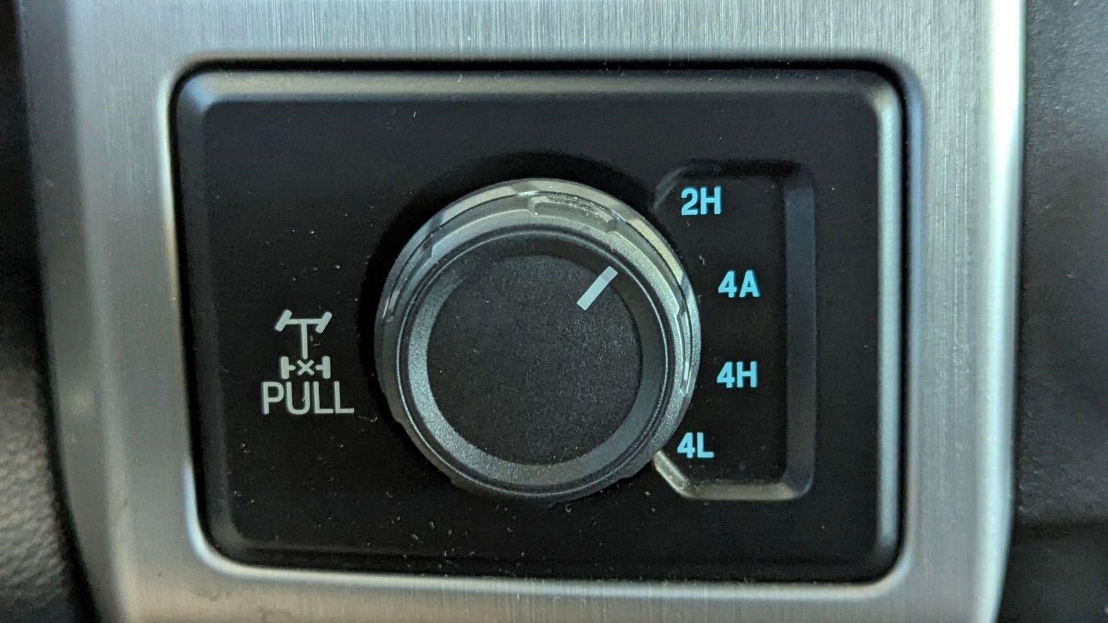 Certified 2017 Ford F150 Platinum w/ Equipment Group 701A Luxury image 29