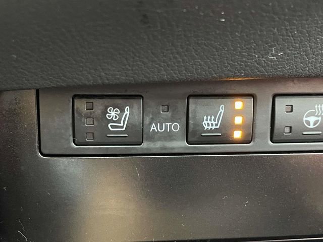 Used 2023 Lexus ES 350 F Sport w/ Accessory Package (Z2) image 29