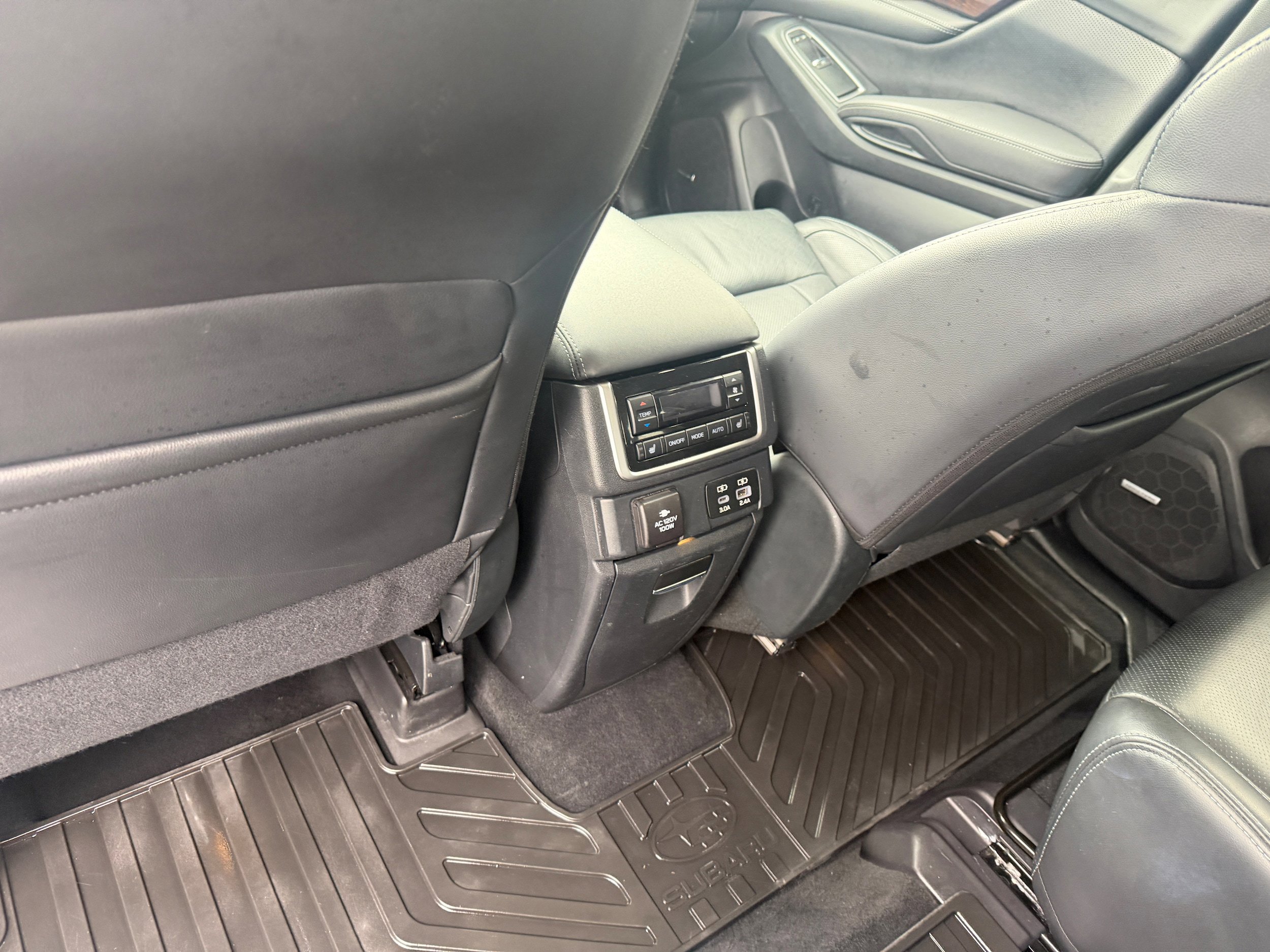 Used 2023 Subaru Ascent Touring AWD/4WD image 17